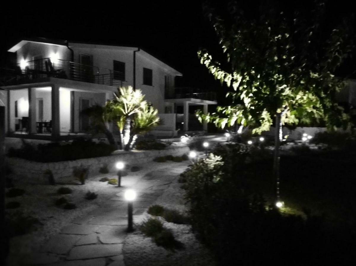 Appartamenti San Lorenzo Marzamemi Cecilia Reitani Bagian luar foto